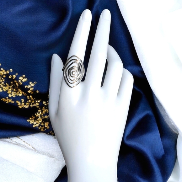 🆕️Spiral Elegance Stainless Steel Ring - Hypoallergenic Adjustable Minimalist🌀 - Picture 1 of 15